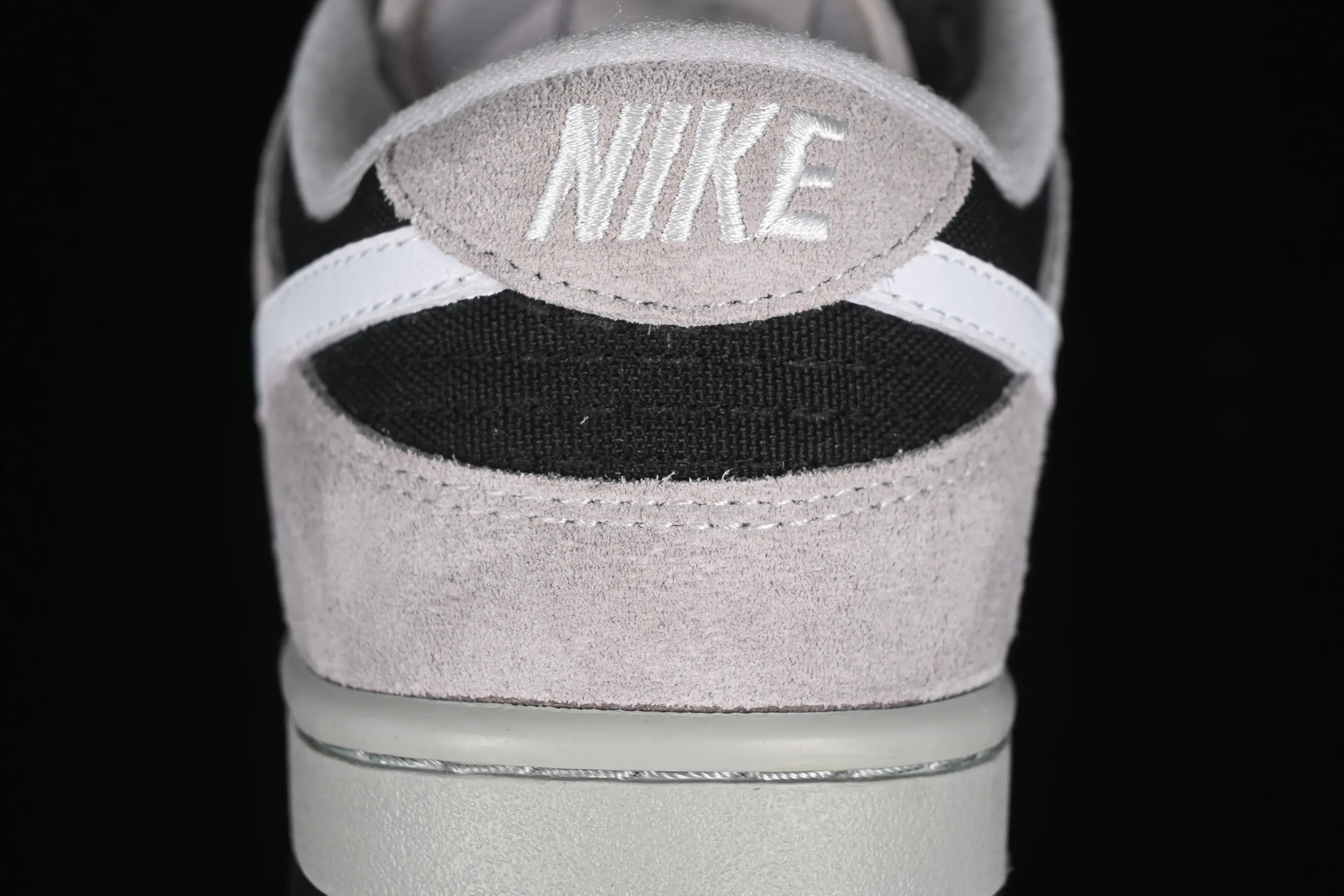 All Categories Nk SB Dunk Series Nk SB Dunk Low Low-top sneakers Nk Dunk Low "Light Smoke Gray Anthracite" SB gray tone SB low-top casual sneakers HV2532-001